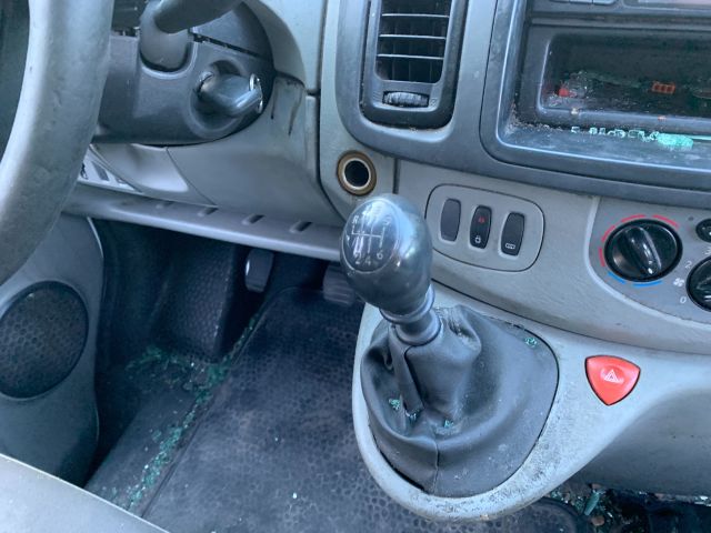 bontott OPEL VIVARO Tanksapka