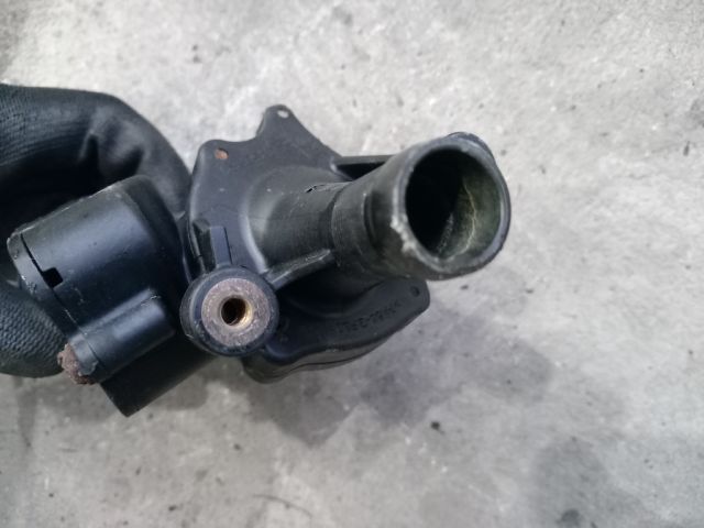 bontott OPEL VIVARO Termosztátház