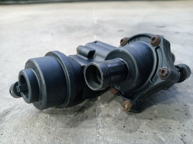 bontott OPEL VIVARO Termosztátház