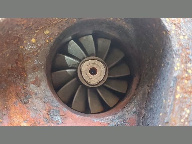 bontott OPEL VIVARO Turbó