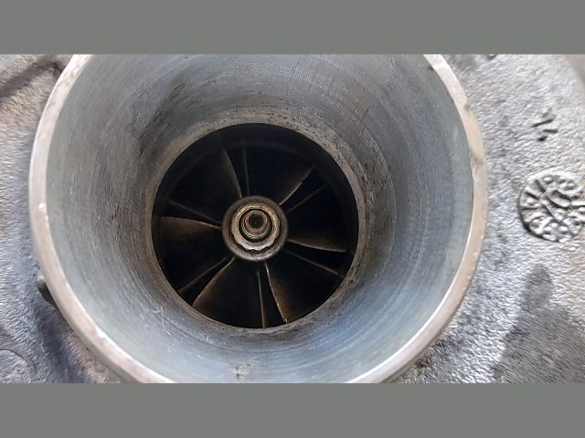 bontott OPEL VIVARO Turbó