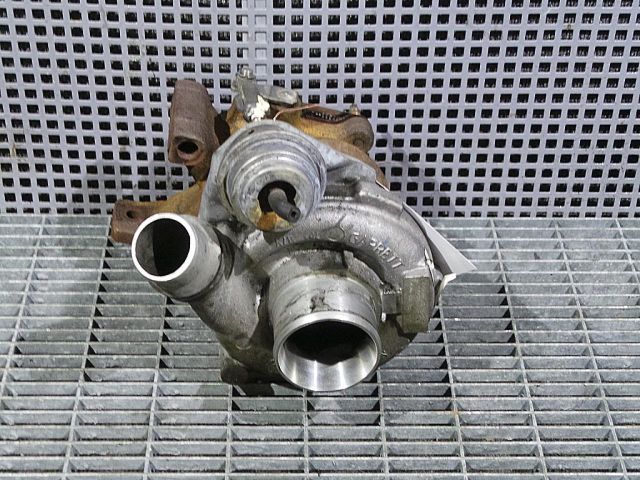 bontott OPEL VIVARO Turbó