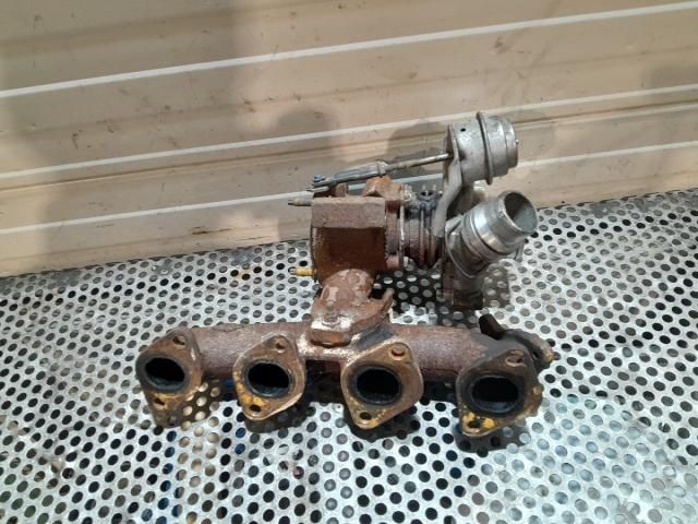 bontott OPEL VIVARO Turbó