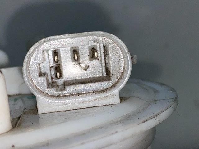 bontott OPEL VIVARO Üzemanyagszint Jeladó