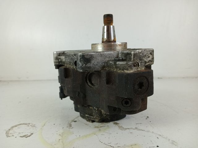 bontott OPEL VIVARO Nagynyomású Szivattyú