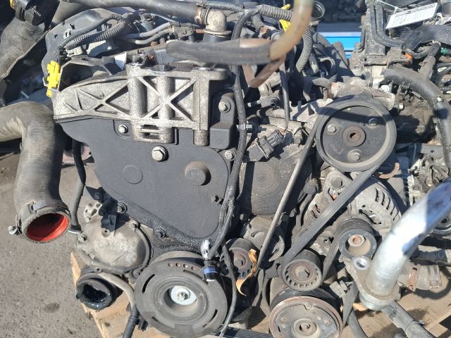 bontott OPEL VIVARO Turbó