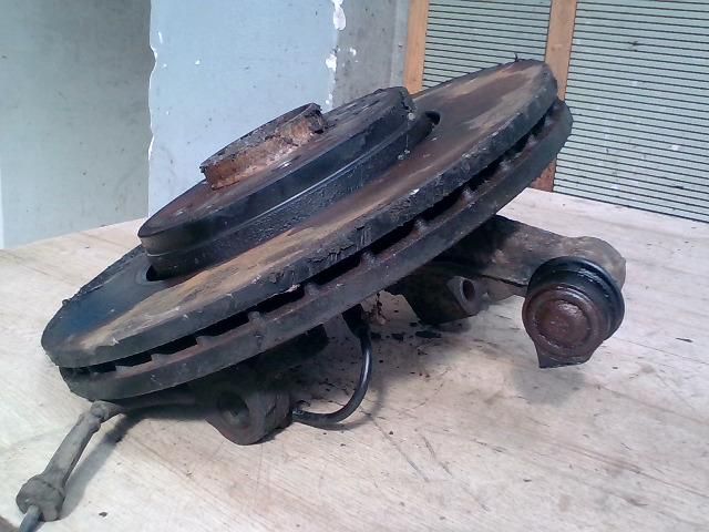 bontott OPEL VIVARO Bal első Csonkállvány Kerékaggyal