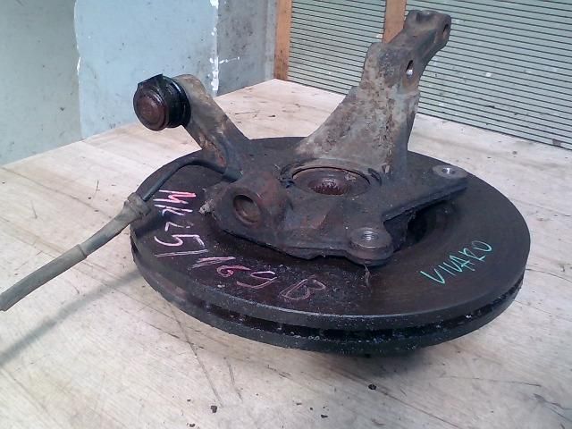 bontott OPEL VIVARO Bal első Csonkállvány Kerékaggyal