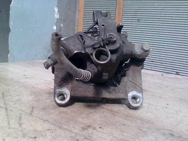 bontott OPEL VIVARO Bal hátsó Féknyereg Munkahengerrel