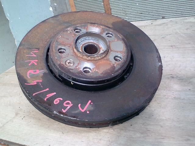 bontott OPEL VIVARO Jobb első Csonkállvány Kerékaggyal