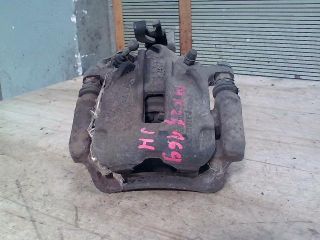 bontott OPEL VIVARO Jobb hátsó Féknyereg Munkahengerrel