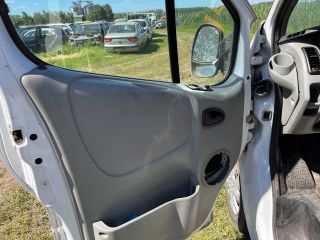 bontott OPEL VIVARO Kilométeróra