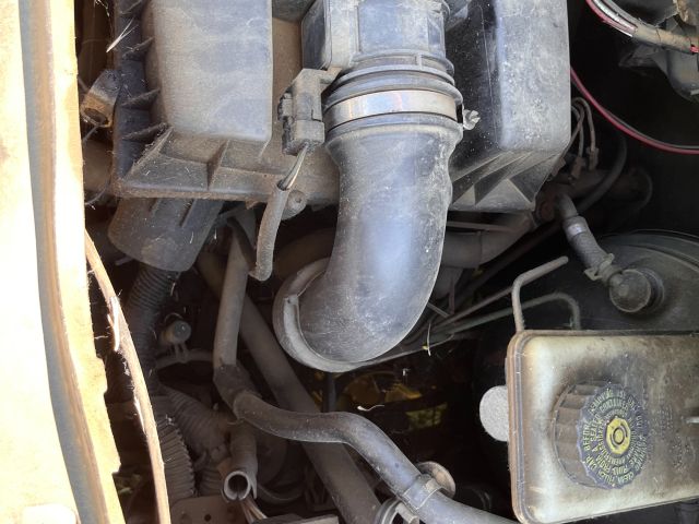 bontott OPEL VIVARO Akkumulátor Tartó