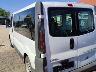 bontott OPEL VIVARO Bal Csomagtérajtó Ajtóhatároló