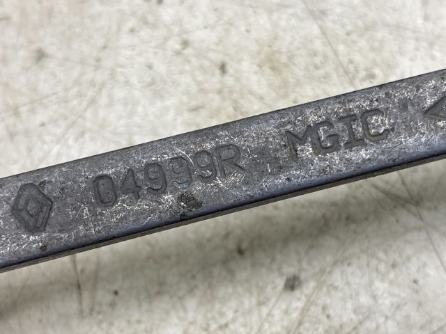 bontott OPEL VIVARO Bal Csomagtérajtó Ajtóhatároló