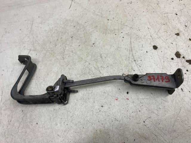 bontott OPEL VIVARO Bal Csomagtérajtó Ajtóhatároló