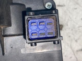 bontott OPEL VIVARO Bal Csomagtérajtó Zárszerkezet