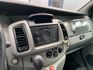 bontott OPEL VIVARO Bal első Ablak