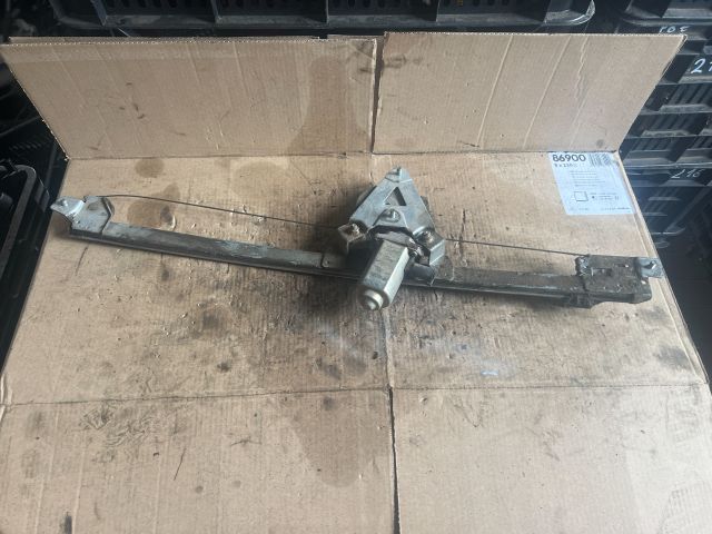 bontott OPEL VIVARO Bal első Ablakemelő Szerkezet (Elektromos)