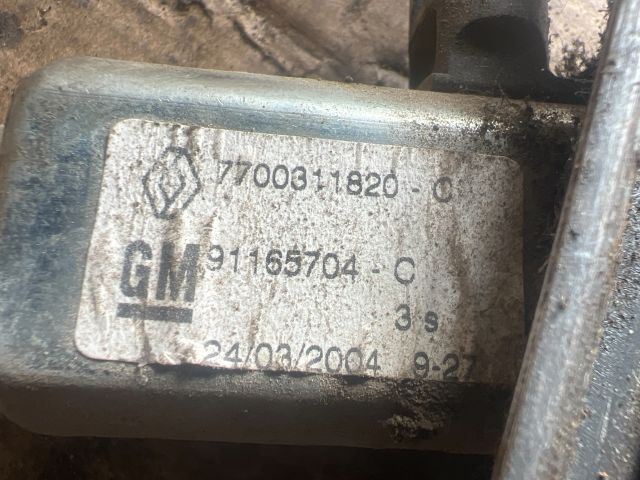 bontott OPEL VIVARO Bal első Ablakemelő Szerkezet (Elektromos)