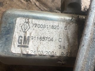 bontott OPEL VIVARO Bal első Ablakemelő Szerkezet (Elektromos)