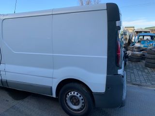 bontott OPEL VIVARO Bal első Ajtó (Részeivel)