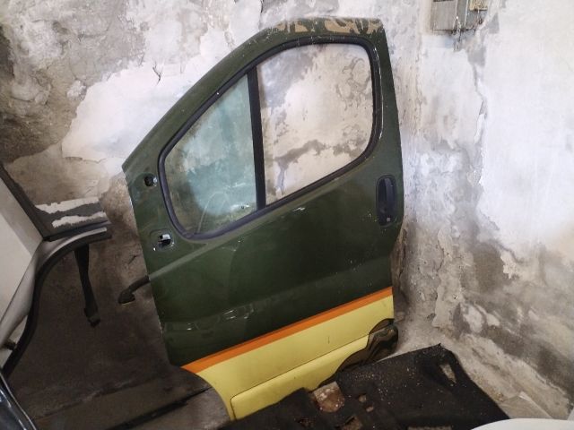 bontott OPEL VIVARO Bal első Ajtó (Üres lemez)