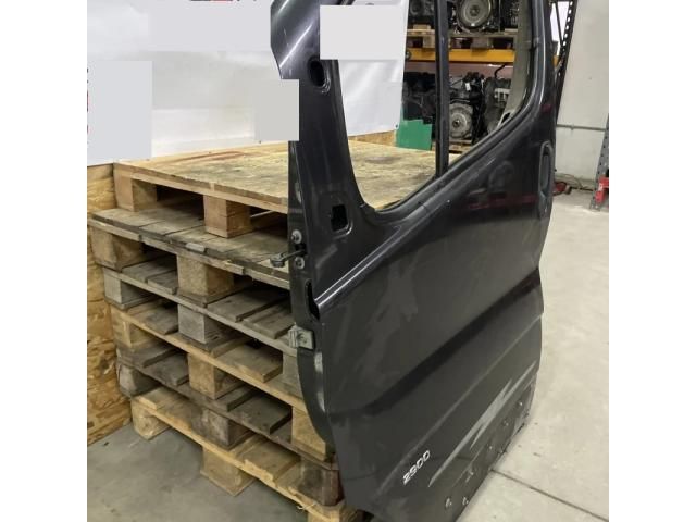 bontott OPEL VIVARO Bal első Ajtó (Üres lemez)