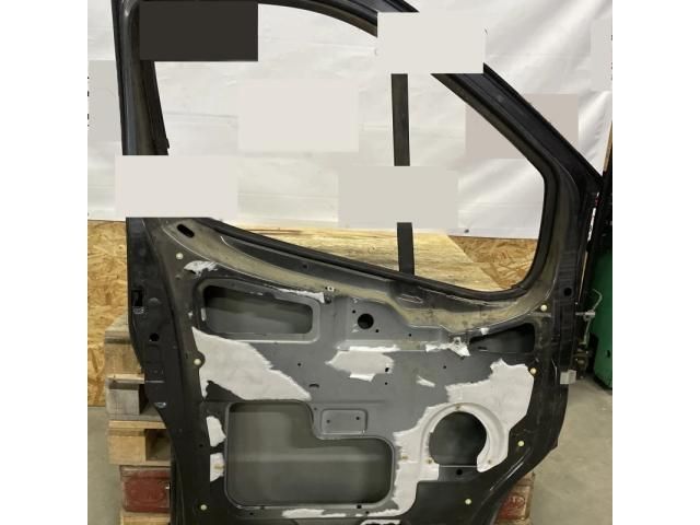 bontott OPEL VIVARO Bal első Ajtó (Üres lemez)