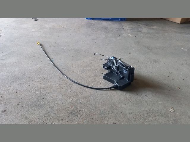 bontott OPEL VIVARO Bal első Ajtózár