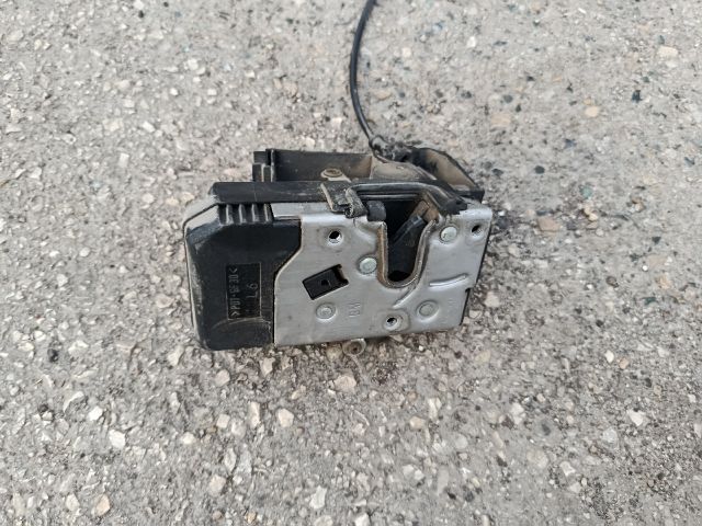 bontott OPEL VIVARO Bal első Ajtózár