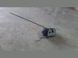 bontott OPEL VIVARO Bal első Ajtózár