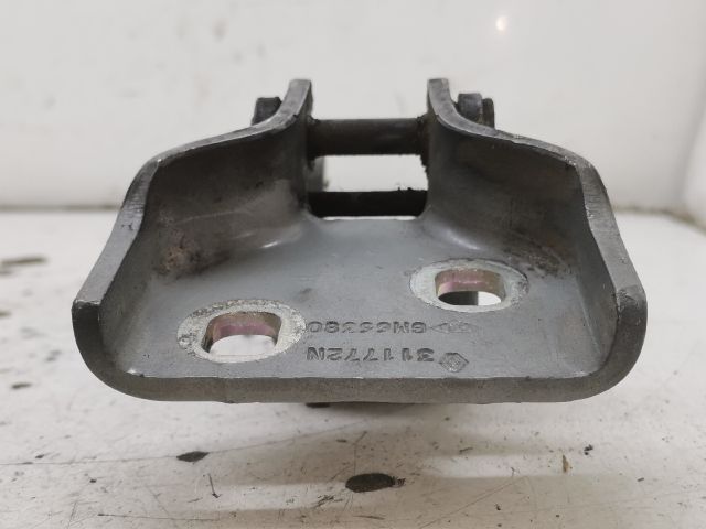 bontott OPEL VIVARO Bal első Felső Zsanér