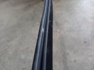 bontott OPEL VIVARO Bal első Gumikéder