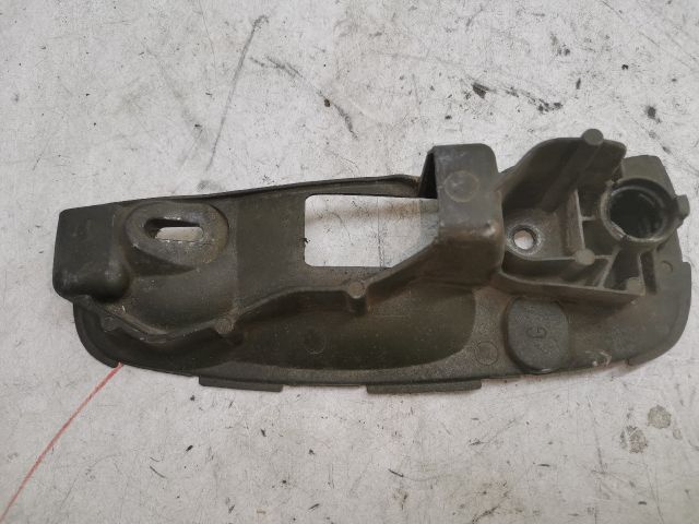 bontott OPEL VIVARO Bal első Külső Kilincsfészek