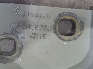 bontott OPEL VIVARO Bal első Zsanér