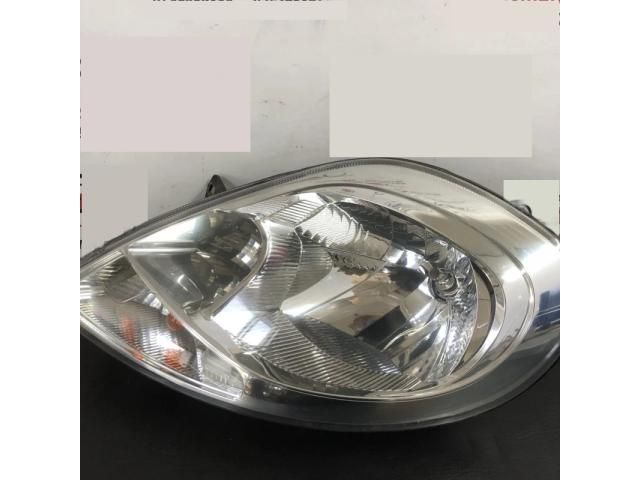 bontott OPEL VIVARO Bal Fényszóró