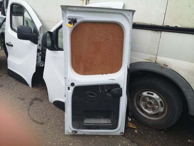 bontott OPEL VIVARO Bal hátsó Ajtó (Üres lemez)