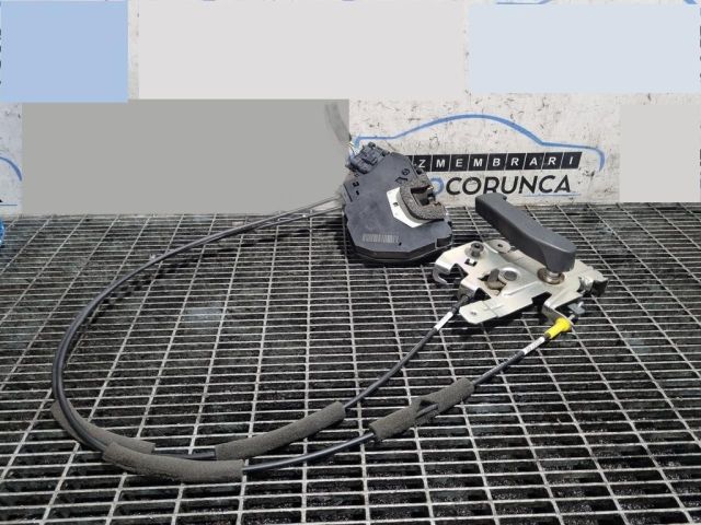 bontott OPEL VIVARO Bal hátsó Ajtózár