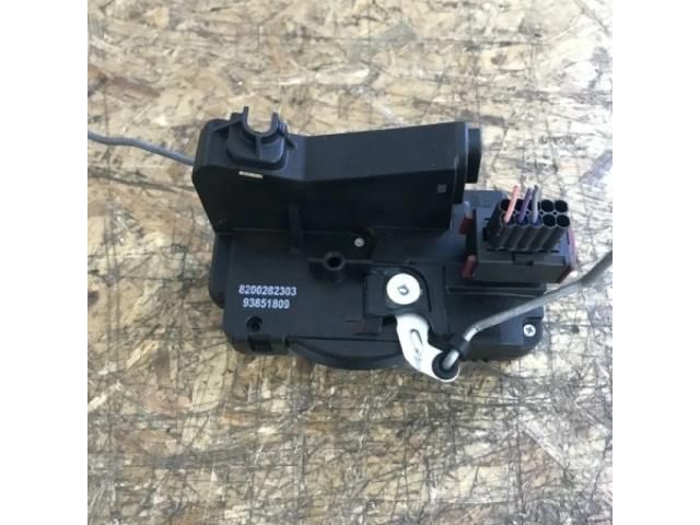 bontott OPEL VIVARO Bal hátsó Ajtózár