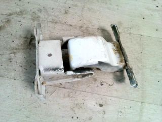 bontott OPEL VIVARO Bal hátsó Alsó Zsanér