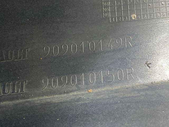 bontott OPEL VIVARO Bal Hátsó Lámpa Bajusz Díszléc