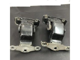 bontott OPEL VIVARO Bal hátsó Zsanér