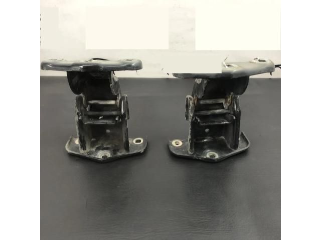 bontott OPEL VIVARO Bal hátsó Zsanér