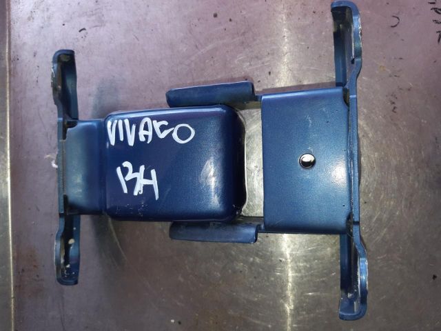 bontott OPEL VIVARO Bal hátsó Zsanér