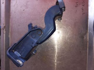 bontott OPEL VIVARO Bal hátsó Zsanér