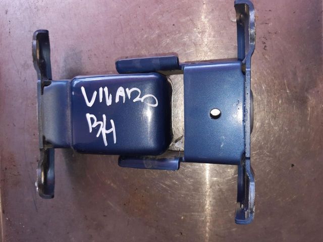 bontott OPEL VIVARO Bal hátsó Zsanér