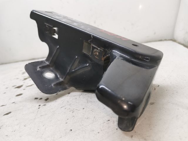 bontott OPEL VIVARO Bal Sárvédő Oldaltartó