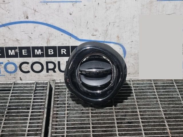 bontott OPEL VIVARO Bal Szellőző