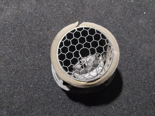 bontott OPEL VIVARO Bal Szellőző